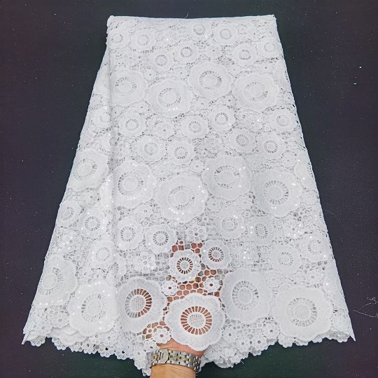 Bridal Lace представляет новую коллекцию элегантных и вневременных свадебных аксессуаров