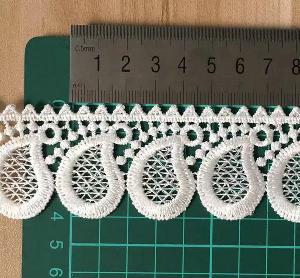White Floret Cotton With Wavy Edges Lace Trim